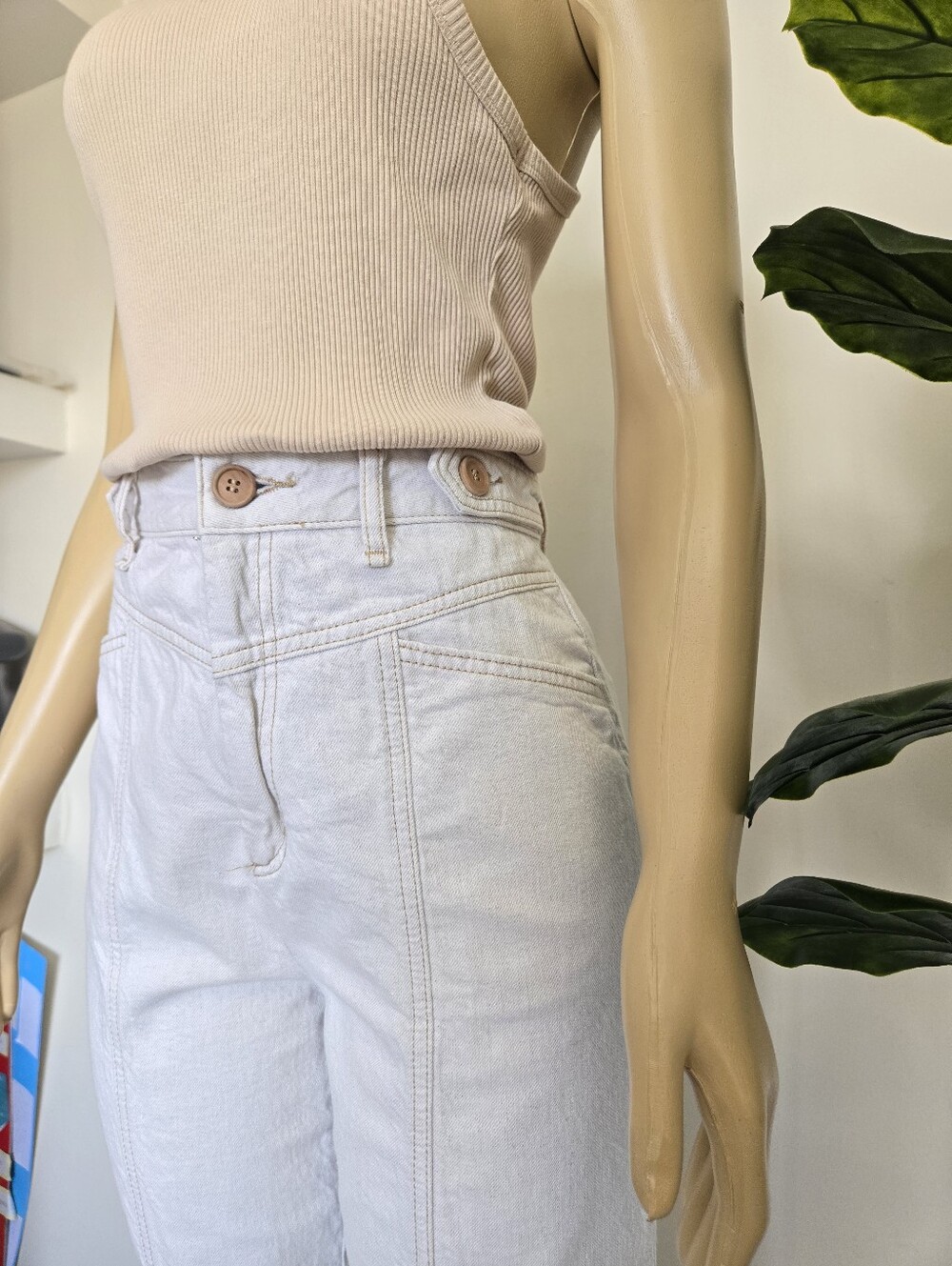 Free People City of Lights Cream Ribbed Tank Top and White High-Waist Jeans 30 - Picture 4 of 11